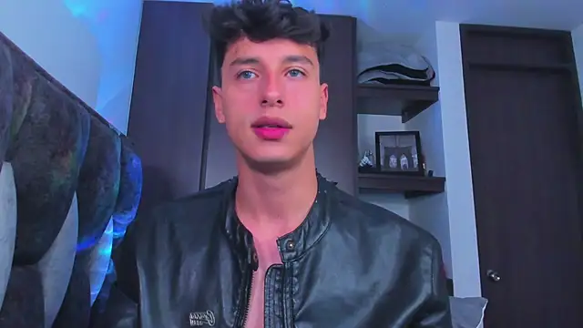 Snapshot of I_Gabriel chatting on 01-23-25, 08:56 I Gabriel online show from 01-23-25, 08:56