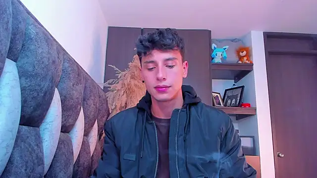 Snapshot of I_Gabriel chatting on 12-06-24, 01:24 I Gabriel online show from 12-06-24, 01:24