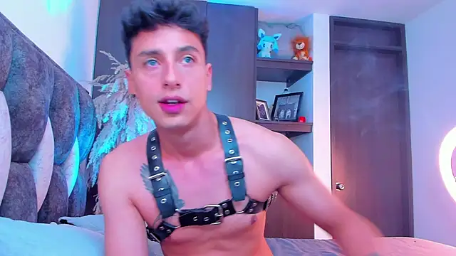 Snapshot of I_Gabriel chatting on 12-05-24, 08:06 I Gabriel online show from 12-05-24, 08:06