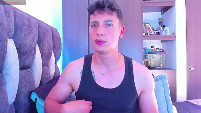 Snapshot of I_Gabriel chatting on 09-27-25, 04:07 I Gabriel online show from 09-27-25, 04:07