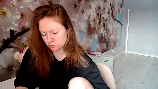 ConnieDaw online show from 02-12-25, 05:47