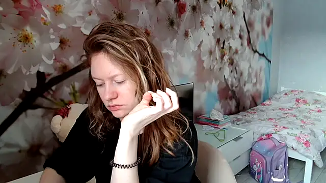 ConnieDaw online show from 01-18-25, 08:10