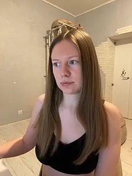 ConnieDaw online show from 12-20-25, 03:04