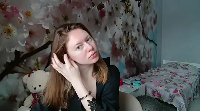 ConnieDaw online show from 12-19-24, 06:23