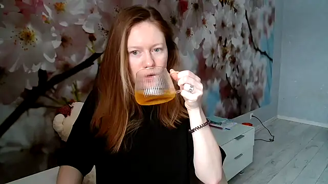 ConnieDaw online show from 01-20-25, 05:59