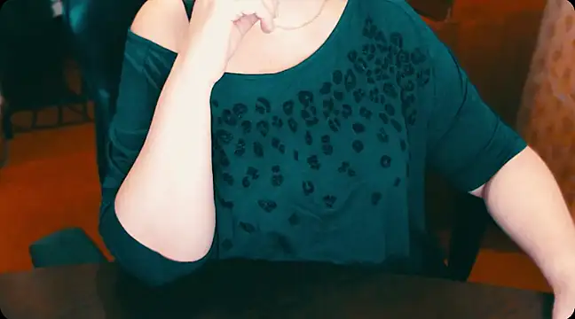 Snapshot of AlisaHot55 chatting on 03-20-25, 12:00 AlisaHot55 online show from 03-20-25, 12:00