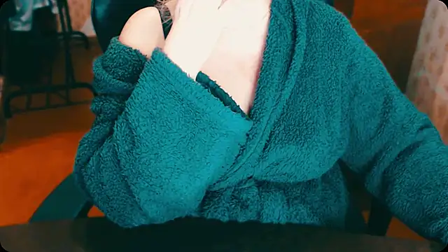 Snapshot of AlisaHot55 chatting on 02-27-25, 07:15 AlisaHot55 online show from 02-27-25, 07:15