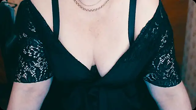 Snapshot of AlisaHot55 chatting on 03-12-25, 09:55 AlisaHot55 online show from 03-12-25, 09:55