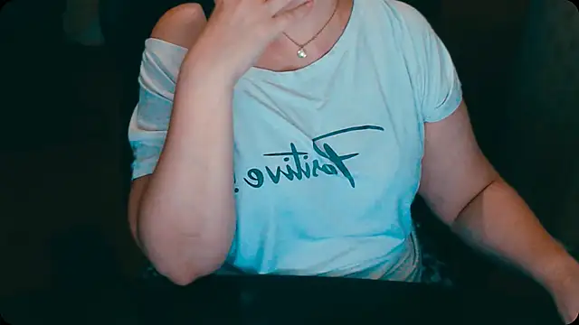 Snapshot of AlisaHot55 chatting on 09-30-25, 10:21 AlisaHot55 online show from 09-30-25, 10:21