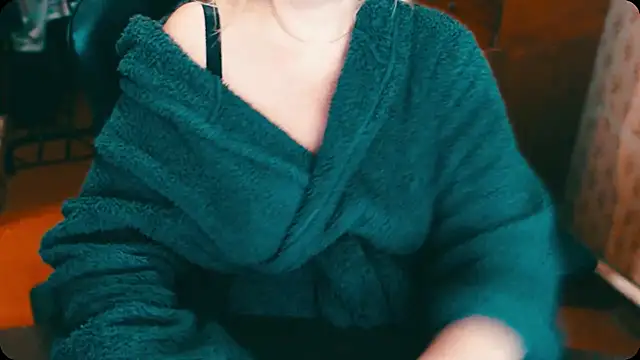 Snapshot of AlisaHot55 chatting on 02-27-25, 04:10 AlisaHot55 online show from 02-27-25, 04:10