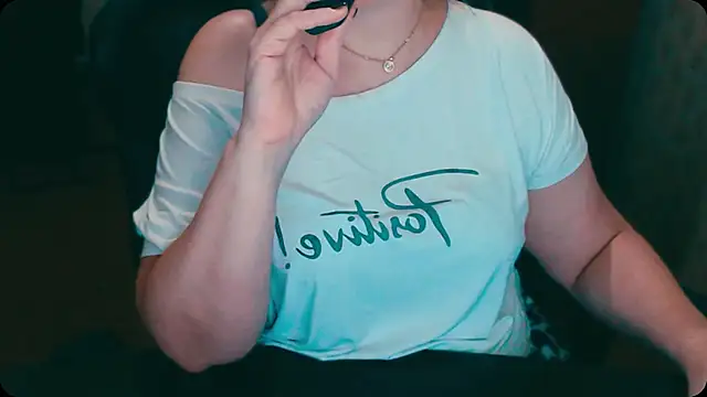 Snapshot of AlisaHot55 chatting on 10-24-25, 11:09 AlisaHot55 online show from 10-24-25, 11:09