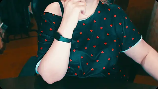 Snapshot of AlisaHot55 chatting on 12-01-25, 12:17 AlisaHot55 online show from 12-01-25, 12:17