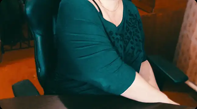 Snapshot of AlisaHot55 chatting on 03-20-25, 06:20 AlisaHot55 online show from 03-20-25, 06:20