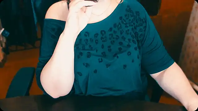 Snapshot of AlisaHot55 chatting on 11-12-25, 11:14 AlisaHot55 online show from 11-12-25, 11:14