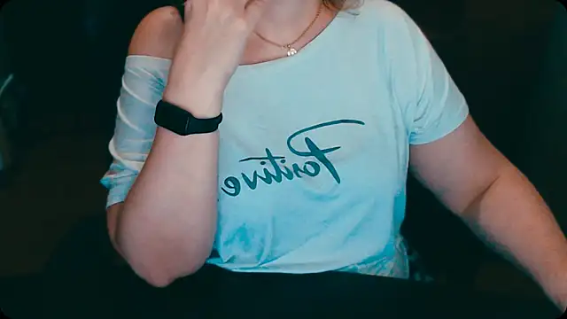 Snapshot of AlisaHot55 chatting on 11-21-25, 12:04 AlisaHot55 online show from 11-21-25, 12:04