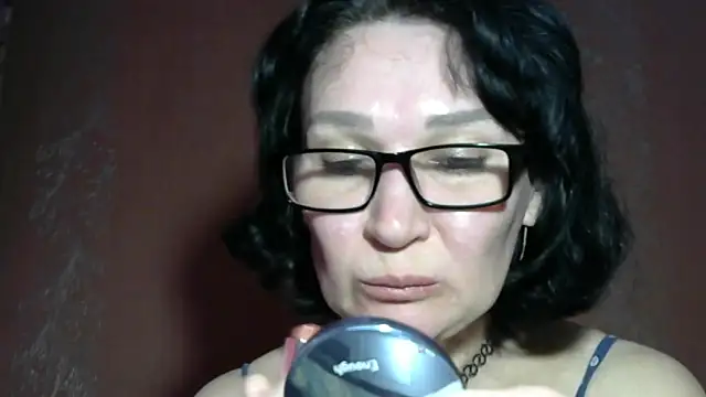 PrettyAndWild online show from 06-21-26, 12:55
