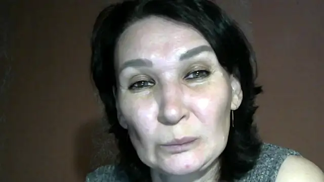 PrettyAndWild online show from 09-19-25, 03:38