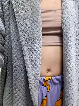 Snapshot of fabiolagg chatting on 02-15-26, 08:02 fabiolagg online show from 02-15-26, 08:02