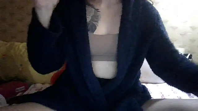 Snapshot of fabiolagg chatting on 12-20-25, 11:46 fabiolagg online show from 12-20-25, 11:46