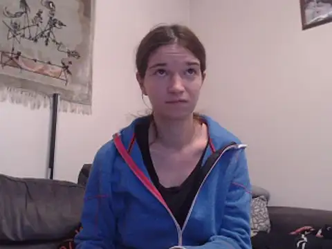 Geile-Luna online show from 10-21-25, 05:01