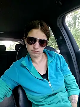 Geile-Luna online show from 09-13-25, 02:28