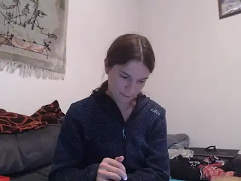 Geile-Luna online show from 09-26-25, 05:31