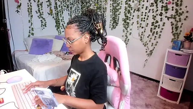 violeta milleer online show from 03-13-26, 06:46