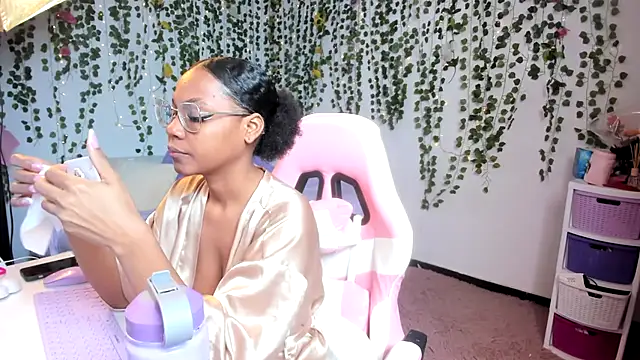 violeta milleer online show from 09-17-25, 03:25