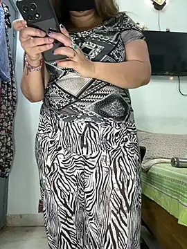 Snapshot of Preet_Kaur_69 chatting on 05-24-26, 05:24 Preet Kaur 69 online show from 05-24-26, 05:24