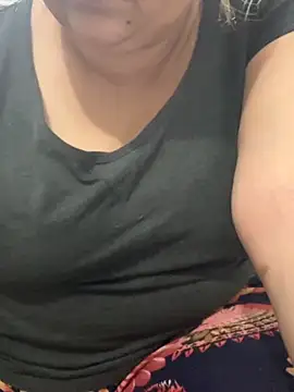 Preet Kaur 69 online show from 06-17-26, 05:45