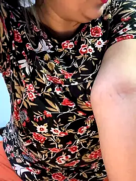 Preet Kaur 69 online show from 10-22-25, 04:28