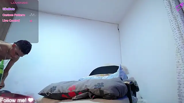 Snapshot of Sammybigcock1_ chatting on 01-23-25, 10:11 Sammybigcock1 online show from 01-23-25, 10:11