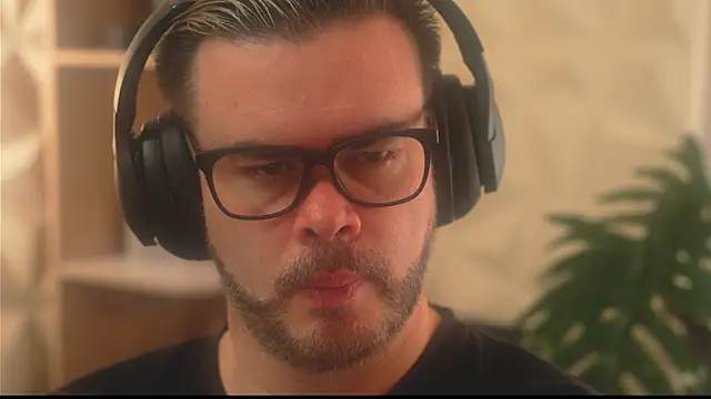 Sanders White online show from 01-15-26, 04:21