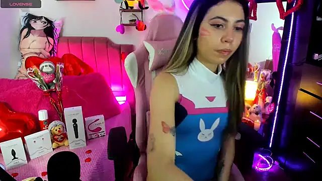 Snapshot of lilly_sweett chatting on 02-15-25, 03:42 lilly sweett online show from 02-15-25, 03:42
