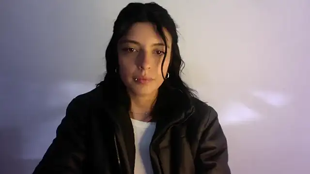 AneeSmith online show from 12-20-24, 06:35