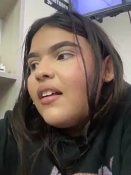 Lia sexx online show from 12-18-25, 07:07