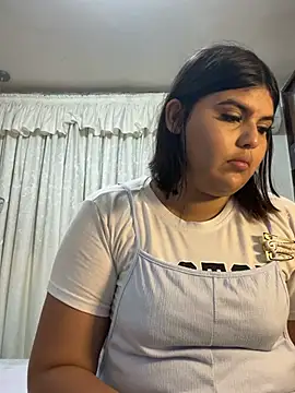 Lia sexx online show from 04-21-26, 12:01