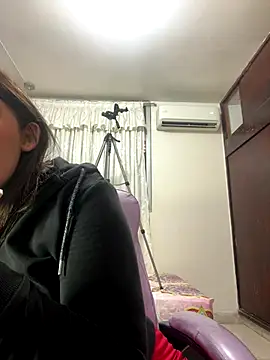 Lia sexx online show from 10-08-25, 07:03