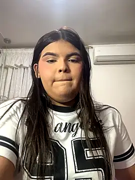 Lia sexx online show from 10-13-25, 07:04