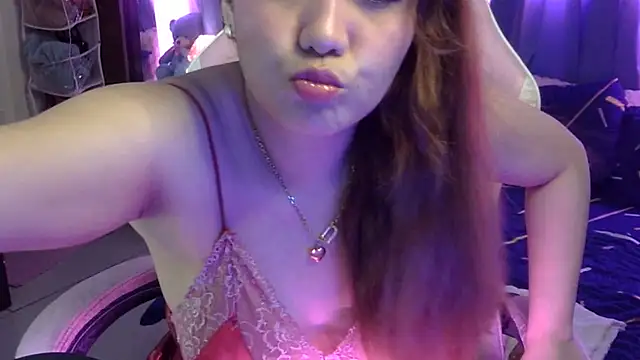 Snapshot of yourbabe_Brielle chatting on 10-12-25, 04:08 yourbabe Brielle online show from 10-12-25, 04:08