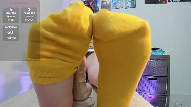 zoe 37 online show from 03-19-25, 04:03
