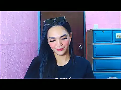 WONDERWOMAN2023 online show from 11-23-25, 07:57