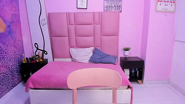 Alison Jhones7 online show from 03-21-25, 09:01