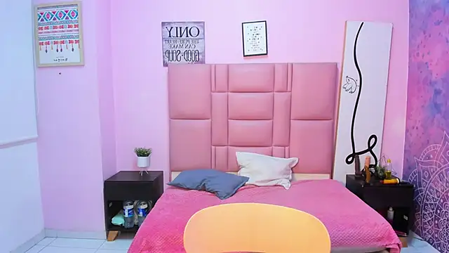 Alison Jhones7 online show from 03-07-25, 09:27