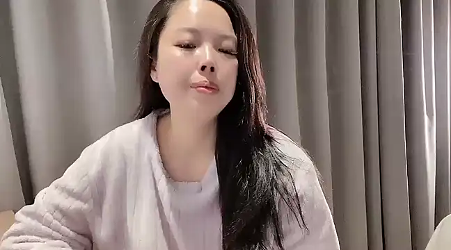 Snapshot of kk_lele chatting on 02-10-25, 02:16 kk lele online show from 02-10-25, 02:16