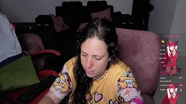 Snapshot of valery_adams1 chatting on 09-09-25, 05:17 valery adams1 online show from 09-09-25, 05:17