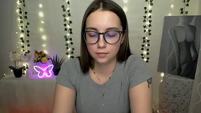 SweetPrincess  online show from 02-25-25, 04:46
