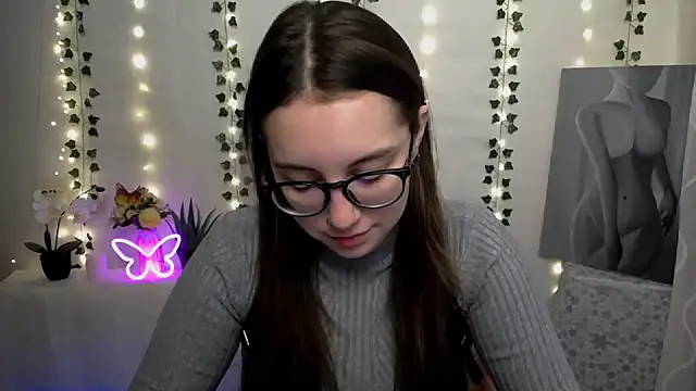 SweetPrincess  online show from 03-03-25, 06:42