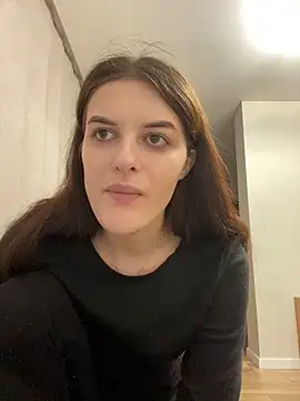 little belucci online show from 03-18-25, 06:17