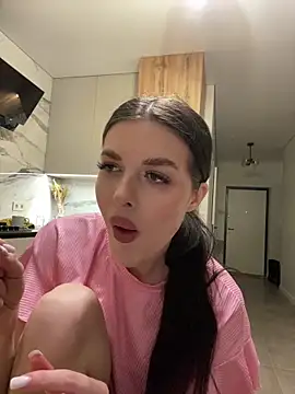 little belucci online show from 03-01-26, 04:40